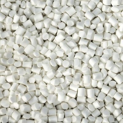 Hợp chất ống PVC đúc phun màu trắng để có hiệu suất tối ưu